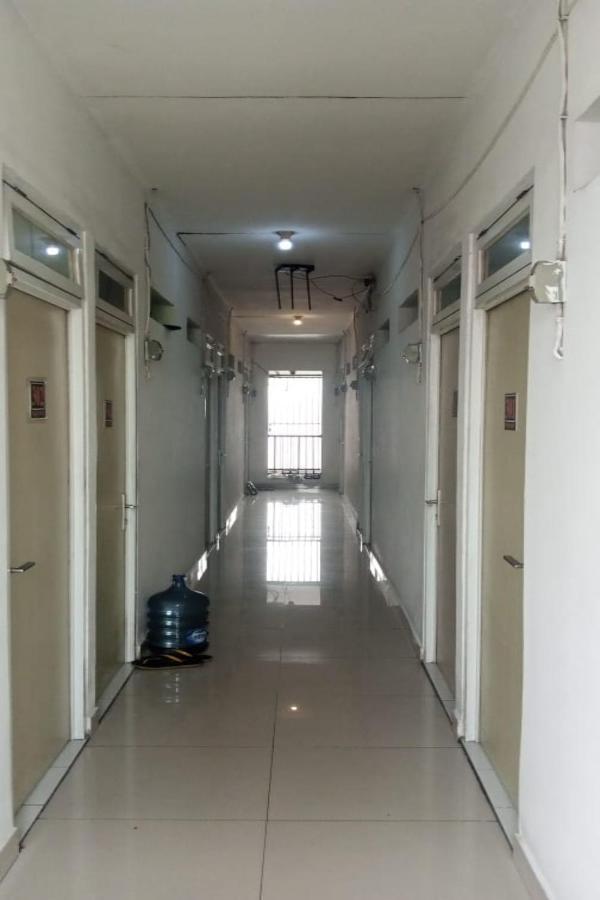 Spot On 90538 Wisma Dewi Syariah Jakarta Exterior foto