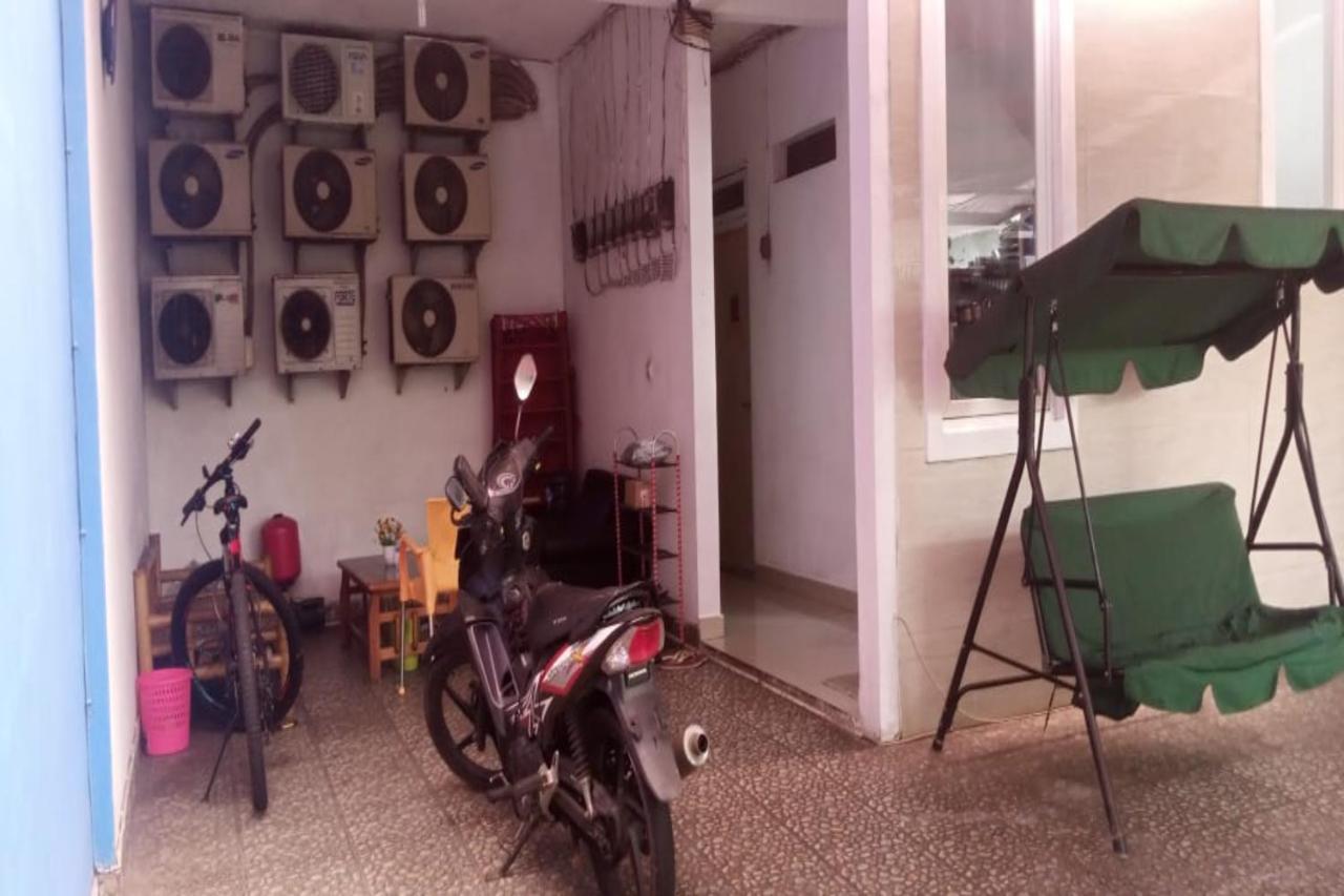 Spot On 90538 Wisma Dewi Syariah Jakarta Exterior foto