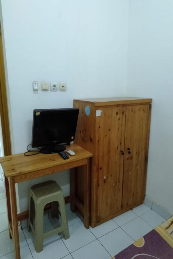 Spot On 90538 Wisma Dewi Syariah Jakarta Exterior foto